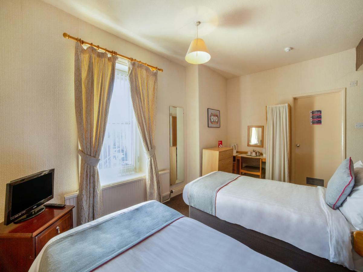 Oyo The Cumberland Hotel Near Workington Community Hospital Extérieur photo