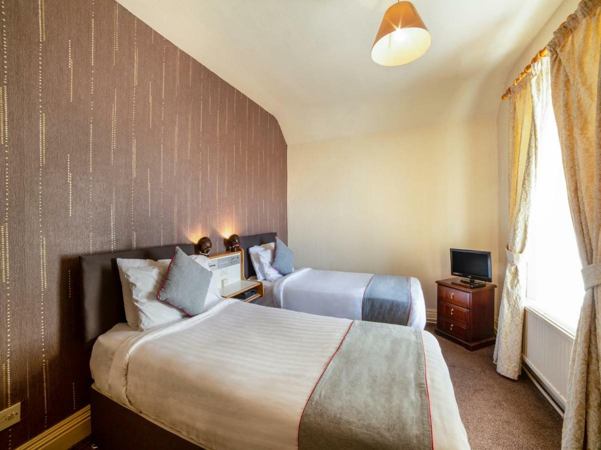 Oyo The Cumberland Hotel Near Workington Community Hospital Extérieur photo